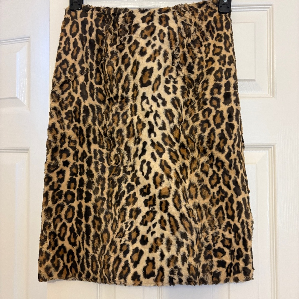 LEOPARD PRINT PENCIL SKIRT